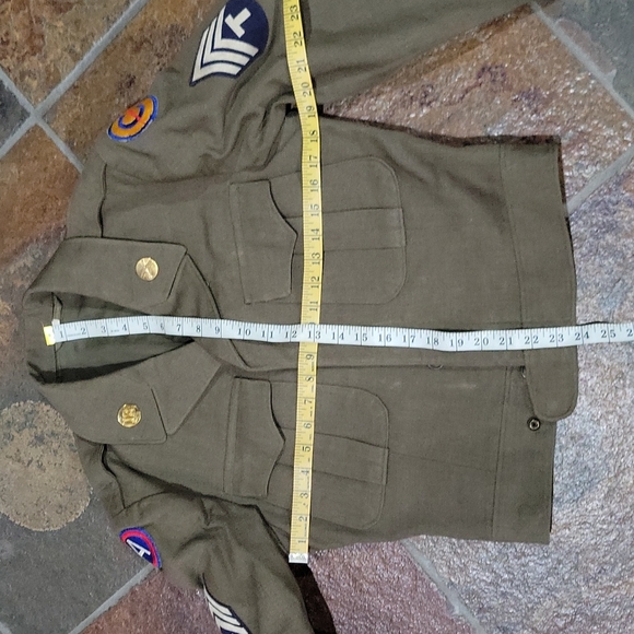 WWII Ike style wool jacket with patching etc Dec 16th, 1944 - Picture 7 of 12